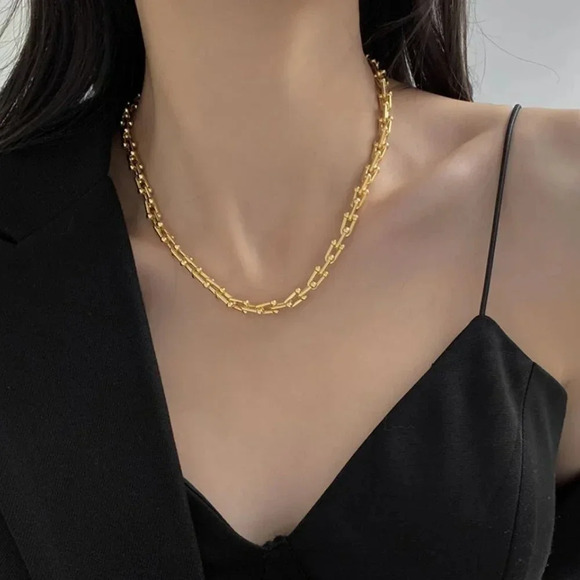 Sterling Silver U-shaped necklace U-Link modern thick chunky chain necklace - Picture 7 of 8